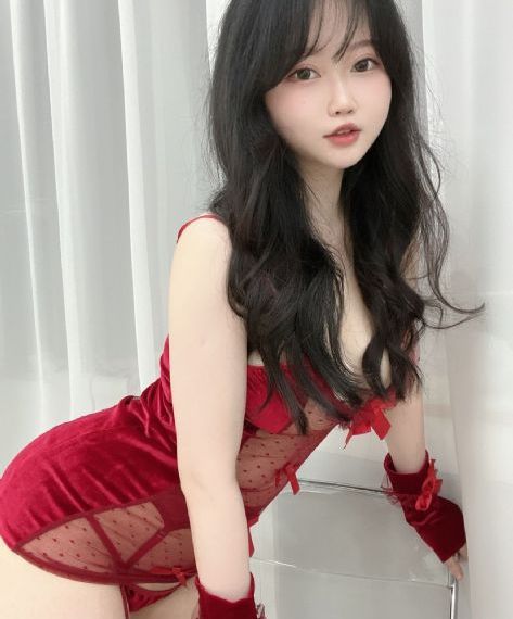 善良娇妻让老头发泄_1080在线观看高清