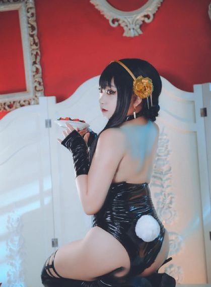 少妇丰满极品嫩模白嫩_国产剧免费观看韩国