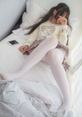 草蜢免费观看高清_DVD免费观看韩国