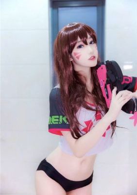 康熙艳史_十万网红美女美酱